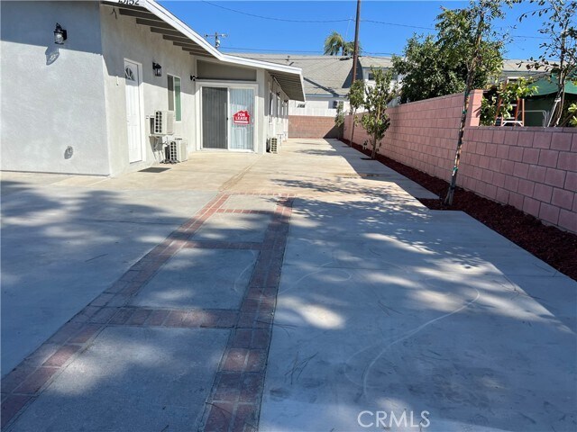 Building Photo - 1517 S Diamond St