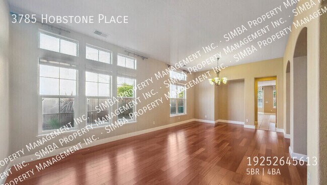 Building Photo - 3785 Hobstone Pl