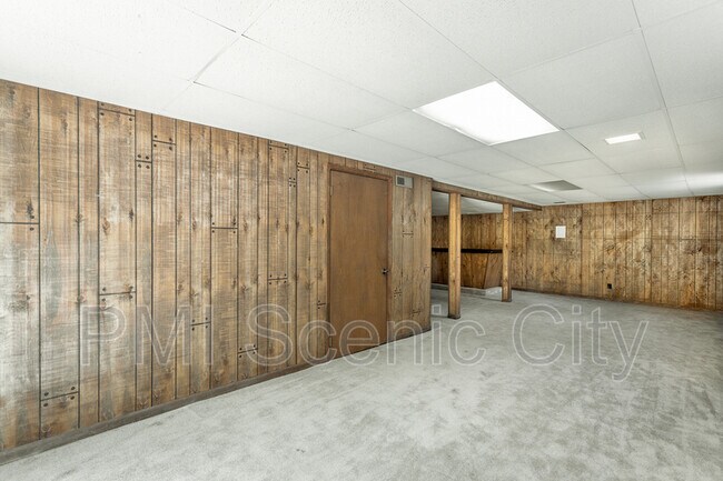 Building Photo - 508 Briar Park Ln