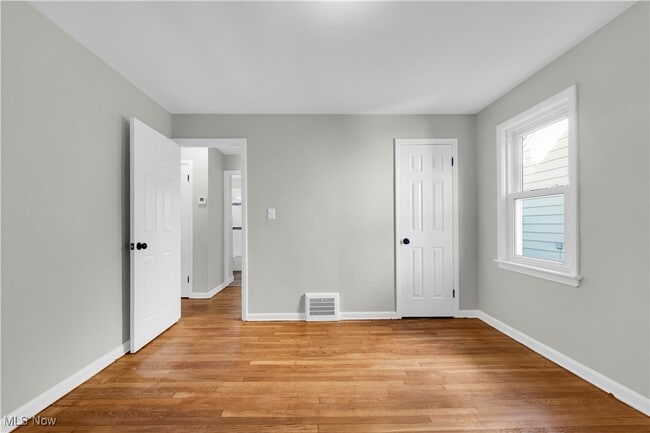 Building Photo - 4762 E 88th St