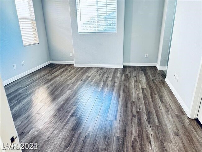 Building Photo - 8183 Lake Chippewa St