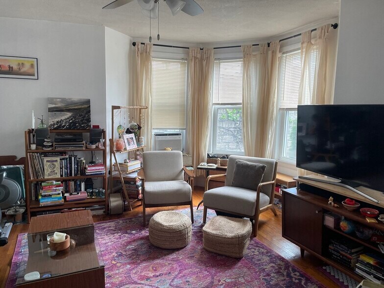 Primary Photo - 112 Dudley St