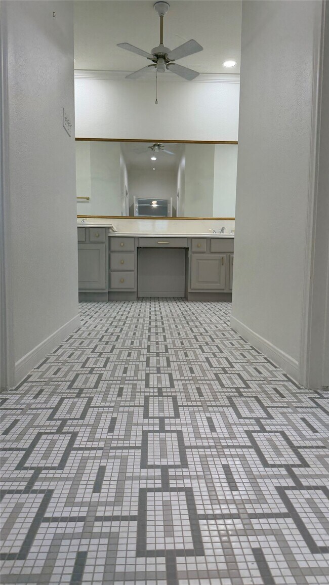 Building Photo - 13722 Aspen Cove Dr