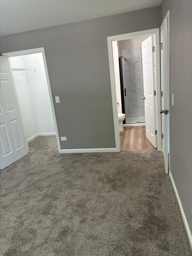 Building Photo - 230 Wethington Dr