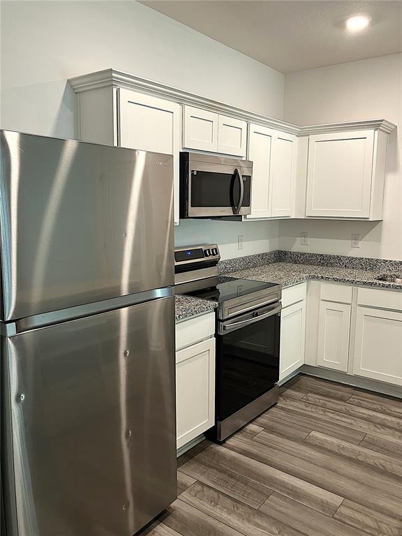 Building Photo - 38061 Elby Ln