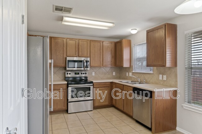 Building Photo - 216 Anvil Pl