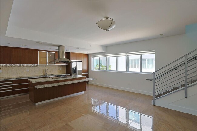 Building Photo - 7520 SW 59th Pl