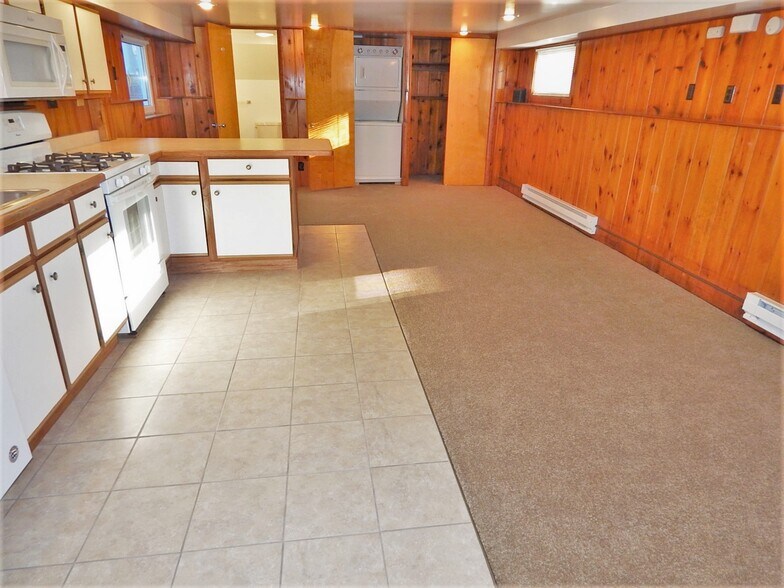 Building Photo - 2133 NY-65