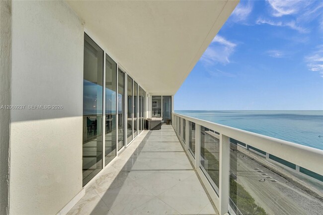 Building Photo - 1830 S Ocean Dr