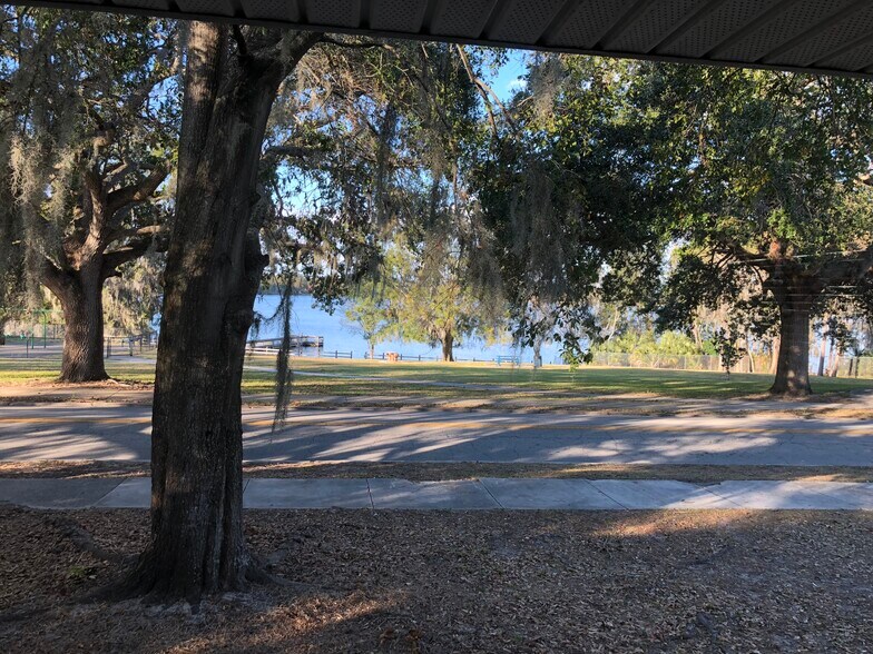 Exterior - 306 Avenue C NE