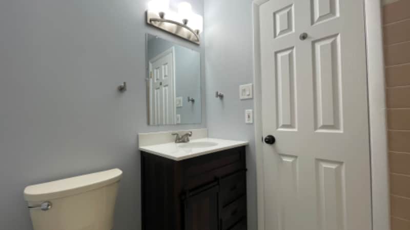 Building Photo - 9144 Ellie Dr