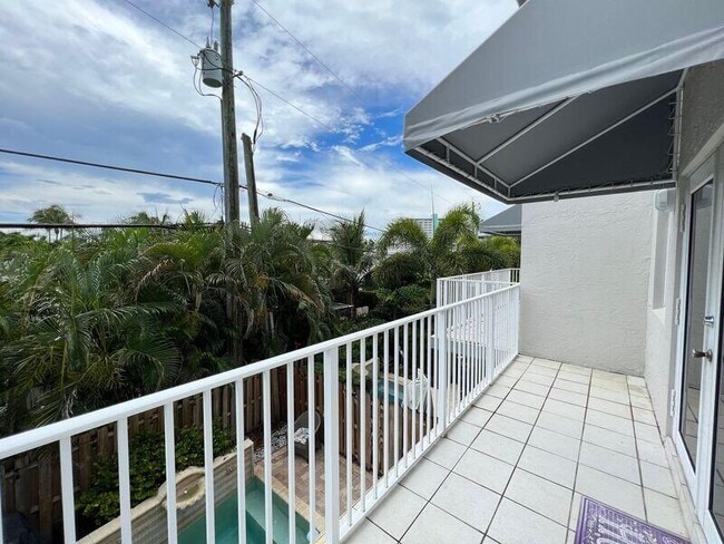 Building Photo - 4216 Sea Grape Dr