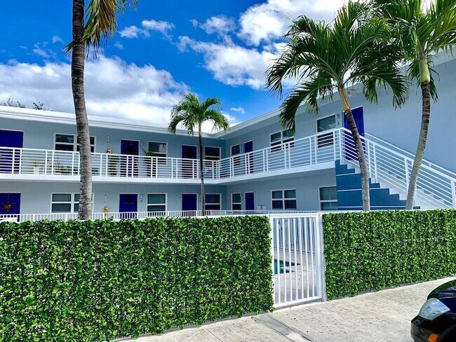 Building Photo - 416 NE 15th Ave