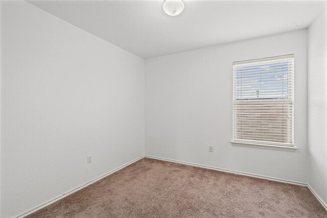 Building Photo - 15105 Verela Dr