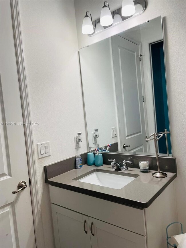 Building Photo - 7254 Desert Mandarin St