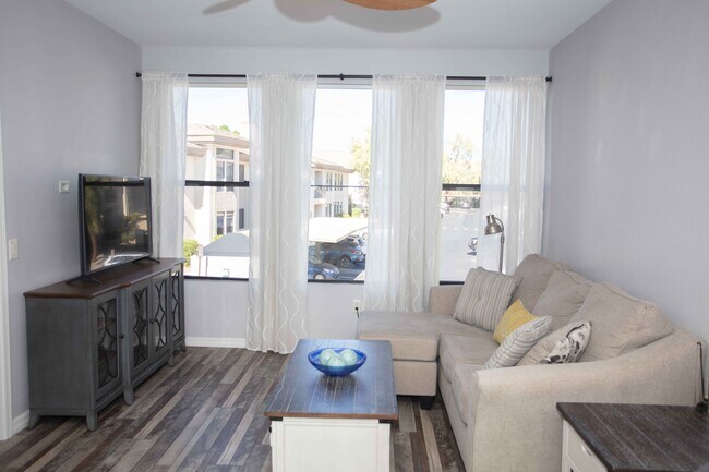 Building Photo - 6900 E Princess Dr