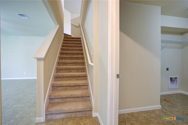 Building Photo - 775 Spectrum Dr