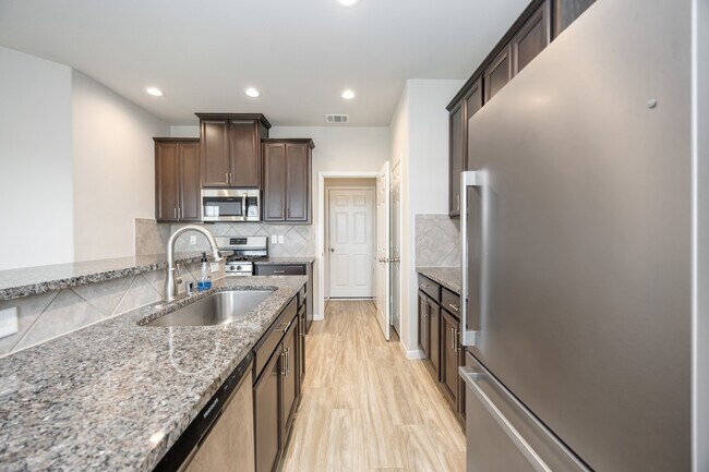 Building Photo - 6526 Macroom Meadows Ln