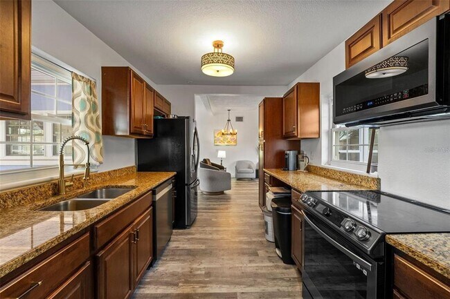 Building Photo - 808 Malone Dr