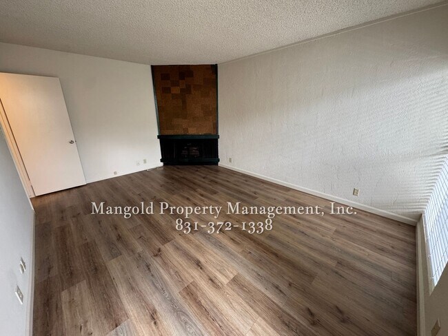 Building Photo - 500 Glenwood Cir