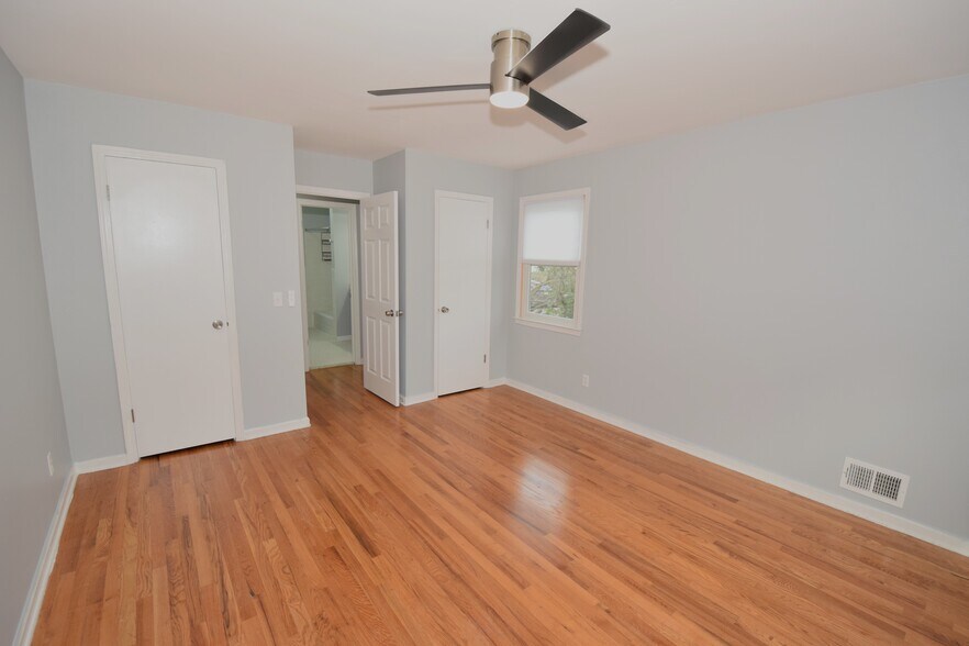 Building Photo - 40 Glaser Ave