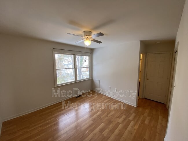 Building Photo - 212 Farrell Ln