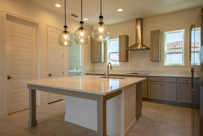 Building Photo - 9814 Bucklow Hill Dr