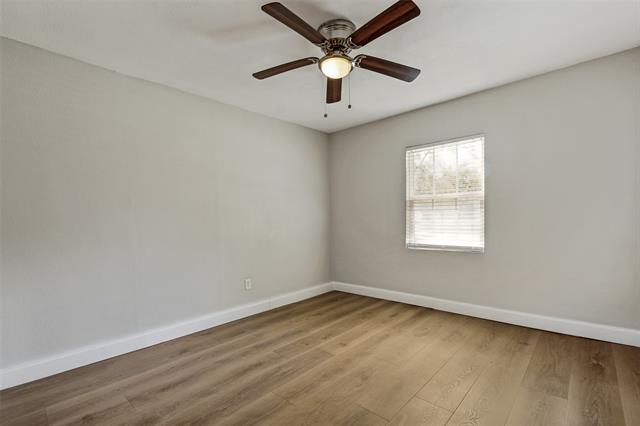 Building Photo - 717 Willowbrook Dr