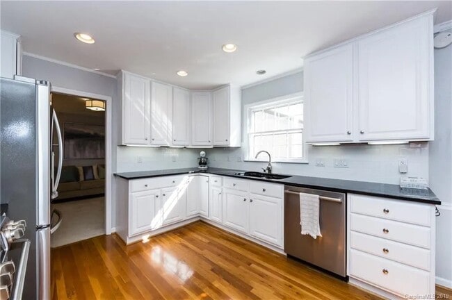 Building Photo - 2127 Edenton Rd