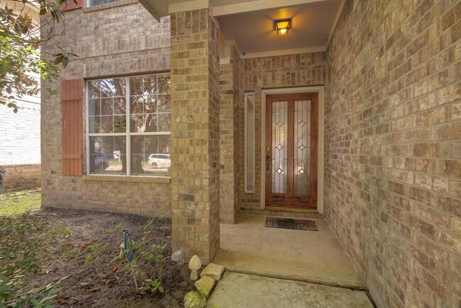 Building Photo - 21322 Willow Glade Dr