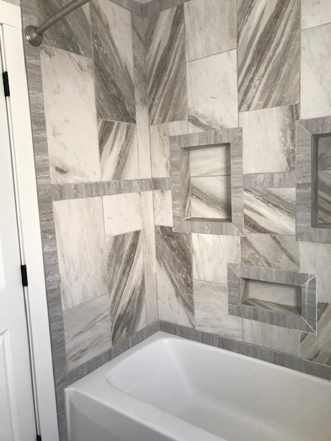 Building Photo - 868 1/2 S Main St