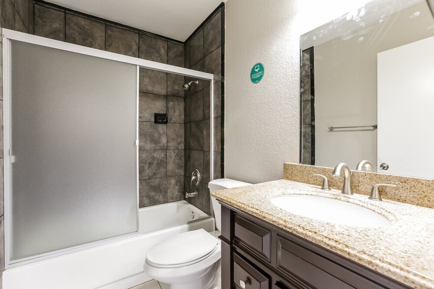 Building Photo - 7761 Success Ct