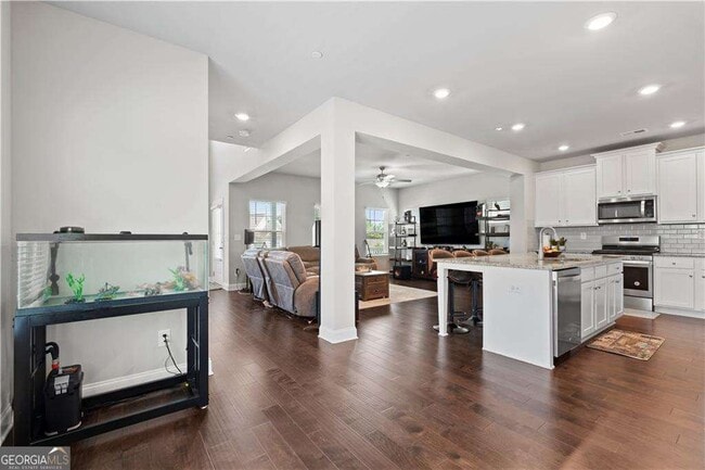 Building Photo - 1030 Shy Ln