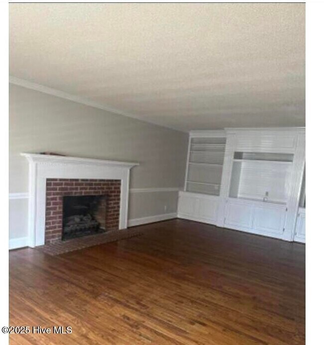 Building Photo - 1411 Rondo Dr