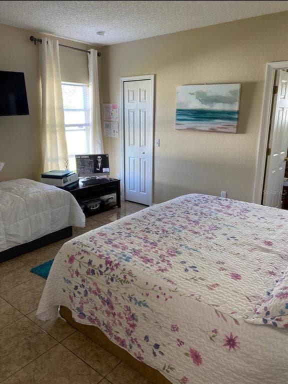 Building Photo - 611 Linnet Ct