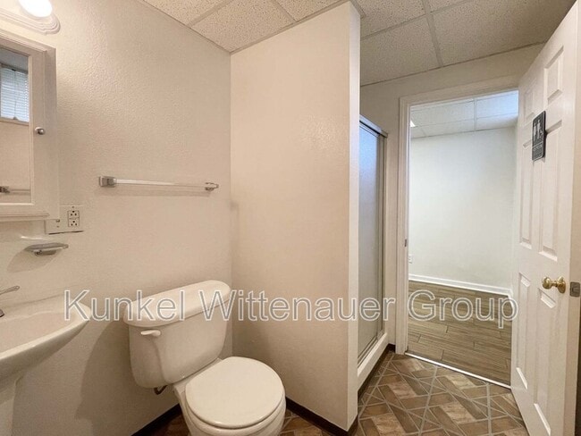 Building Photo - 2746 Brookrun Dr