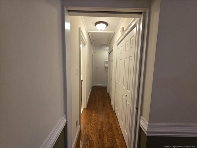 Building Photo - 342 Devane St