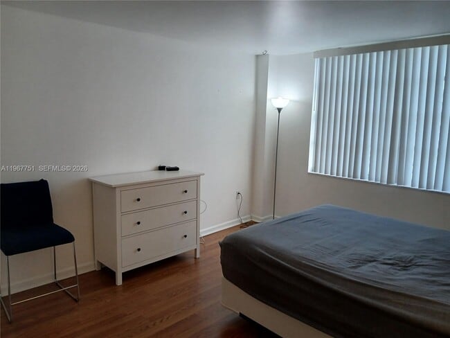 Building Photo - 2780 NE 183rd St