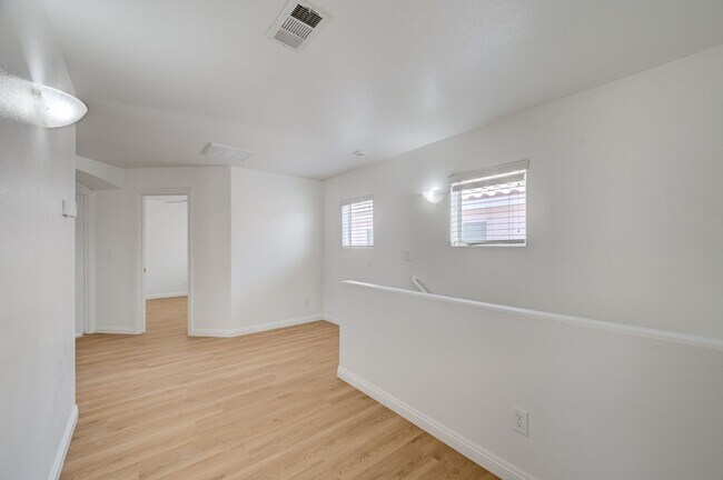 Building Photo - 8918 Houston Ridge Ave