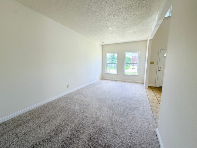 Building Photo - 2946 Heirloom Ln