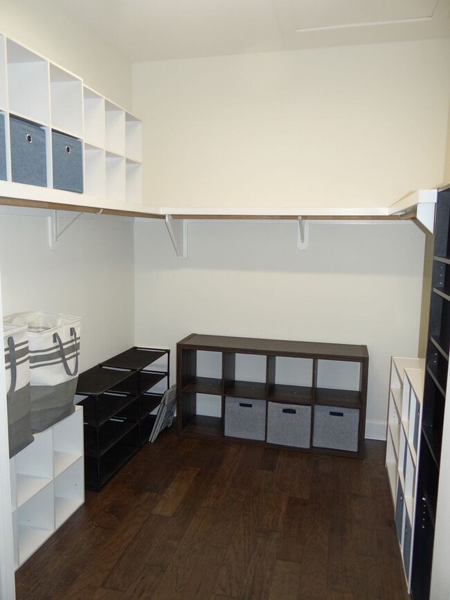 Building Photo - 3 bedroom/3bath Townhome in Dunedin