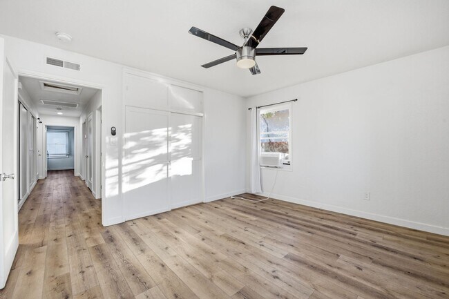Building Photo - 6269 Mary Ln Dr