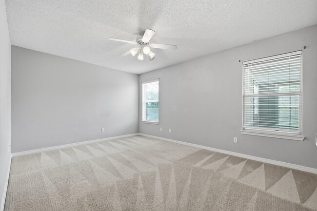 Building Photo - 339 Peggy Dr