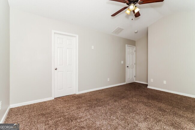 Building Photo - 391 Greystone Pkwy