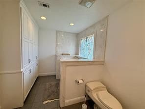 Building Photo - 337 W Cattle Dr