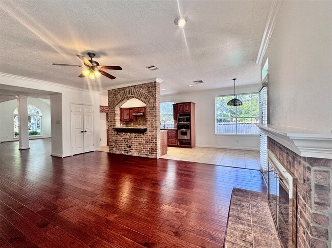 Building Photo - 2123 Hollow Reef Cir