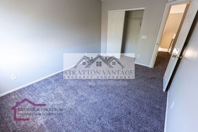 Building Photo - 21731 W Pima St