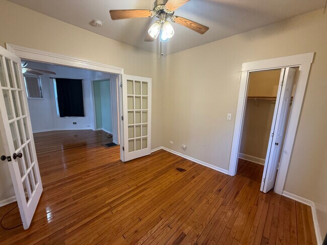 Building Photo - 840 N Austin Blvd