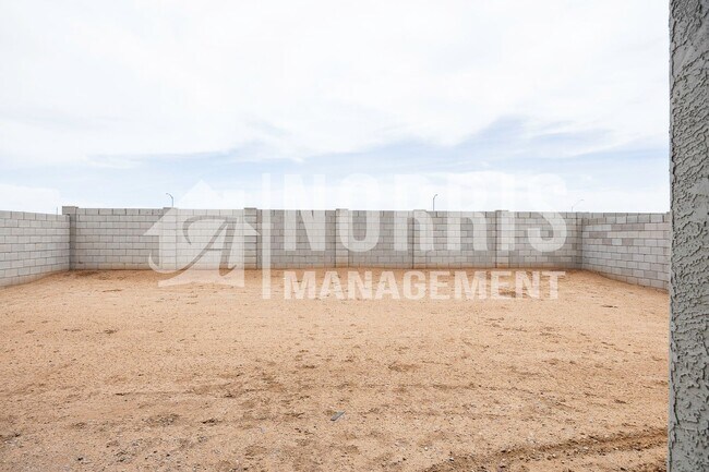 Building Photo - Beautiful Almost Brand New Home
