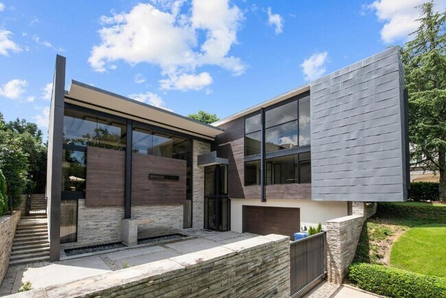 Building Photo - 79 Beverly Rd NE